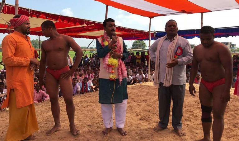 बहुवरीमा महाविरी मेलाको उदघागन गर्दै सांसद  यादवले भने कुस्ती खेल मधेसको पहिचान