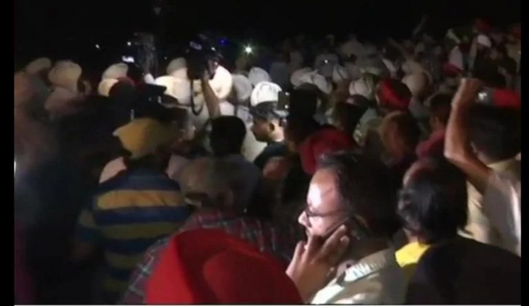 भारतको अमृतसरमा ठूलो रेल दुर्घटना, ५० जनाको मृत्यु