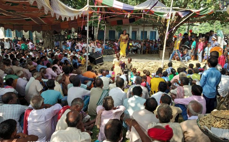 जितिया पर्वको अवसरमा पकहा मैनपुरमा झन्डा मेला भव्य रुपमा सम्पन्न