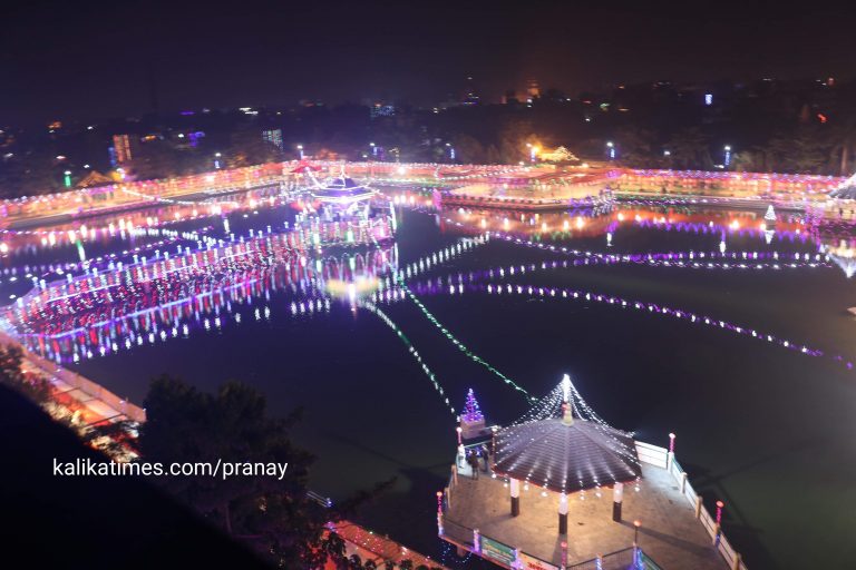 दुलही जस्तो सजाइएको घडिअर्वा पोखरी