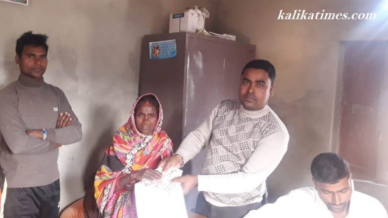 बहुदरमाईको बैरियामा दलित बालबालिकाहरुलाई बाल संरक्षण भत्ता वितरण