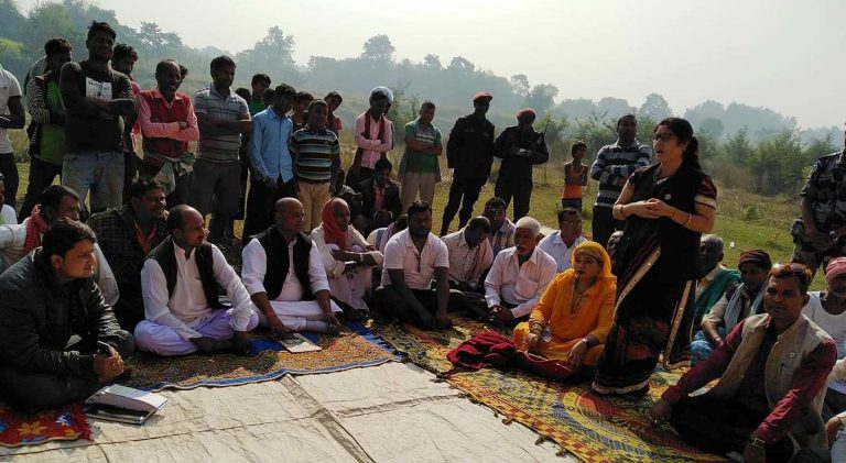राजपा द्वारा बहुदरमाईमा शुभकामना अदानप्रदान