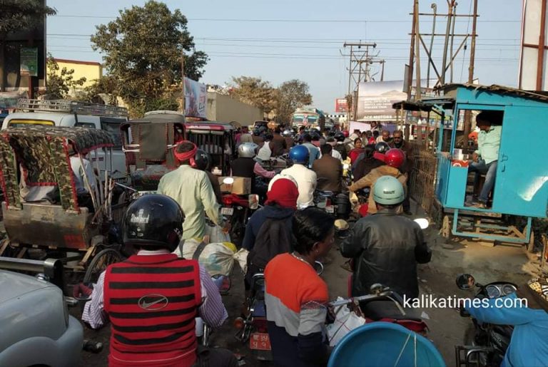 रक्सौल रेल्वे क्रसिङमाथि आकाशे पुल (ओभर ब्रिज) निर्माण हुने