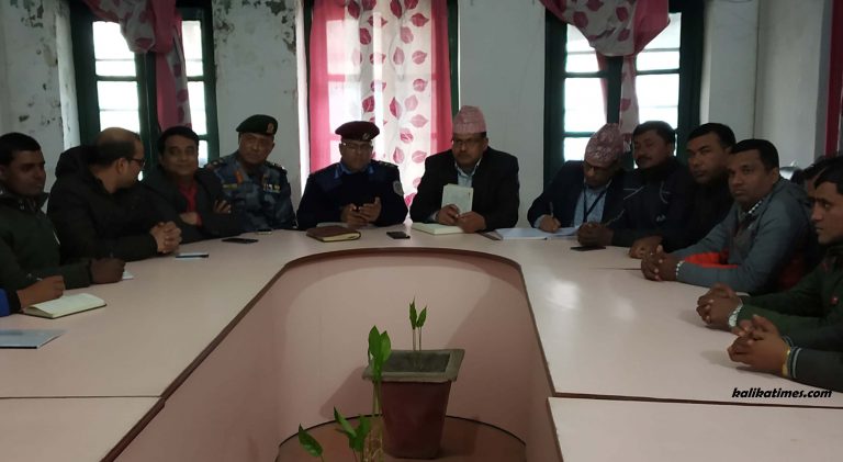 विपद व्यपस्थापन बारे गैससहरु संग प्रजिअ भट्टाराईको छलफल