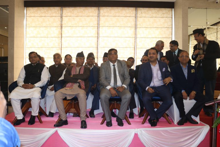 राष्ट्रलाई समृद्ध बनाउन निजी क्षेत्रको लगानी अवश्यक – शेरबहादुर देउवा