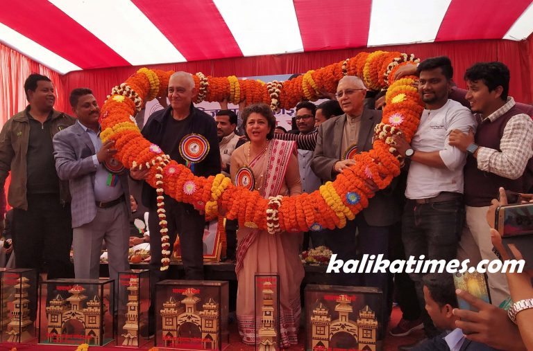 फाउण्डेशनको पर्सा कार्यालय उदघाटन सम्पन्न, कोइराला परिवारका ३ नेतालाई एउटै मालाले सम्मान