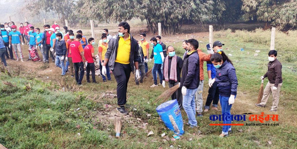 Volunteer sarsafai 3_kalikatimes