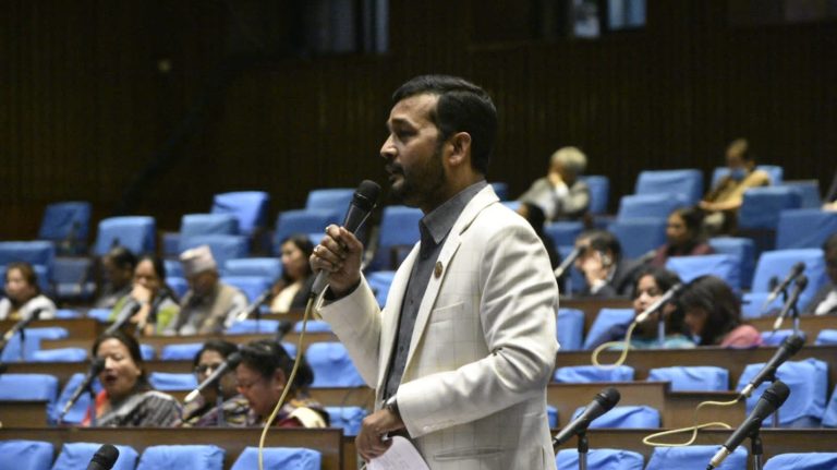 प्रदिप यादवकाे प्रश्न : हुलाकी राजमार्गमा यति ढिलासुस्ती किन ?