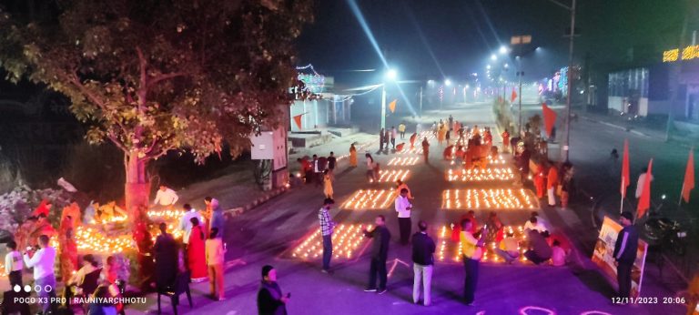 दिपावलीको अवसरमा वीरगंजमा दिपोत्सव, बालियो ११ हजार दियो