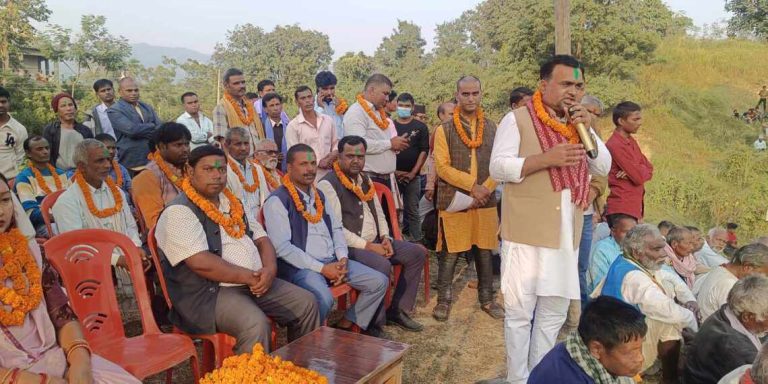 कमलदहमा मेला सुरु, मन्त्री सिंहले गरे उद्घाटन