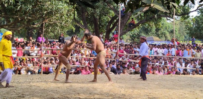 पूर्णिमाको अवसरमा मुसहर्वामा अन्तरराज्यीय कुस्ती
