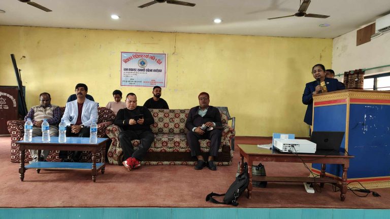 शिक्षिकाहरुलाई स्तन क्यान्सर सम्बन्धि सचेतना
