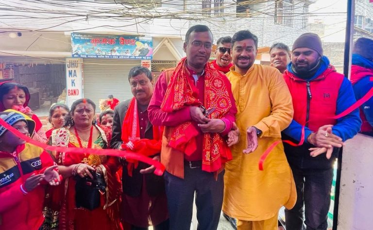 वीरगंजमा ‘शिवसुनिता ज्वेलर्स’ संचालनमा, अध्यक्ष सर्राफद्वारा उद्घाटन