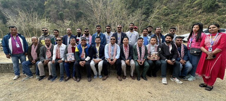 समाजवादी प्रेस संगठन पर्साकाे वनभाेज तथा प्रमाण पत्र वितरण कार्यक्रम सम्पन्न