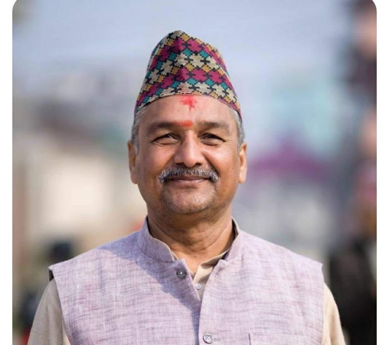 एमाले पर्साकाे अध्यक्षमा डा. शर्मा निर्विराेध