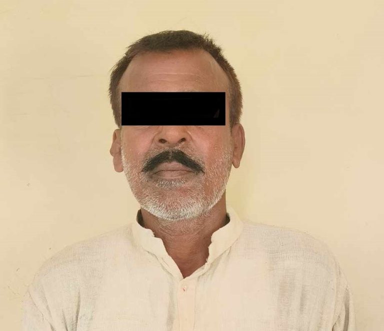 शाखा अधिकृत मैनालीकाे हत्यामा संलग्न फरार महुवनका गिरी पक्राउ