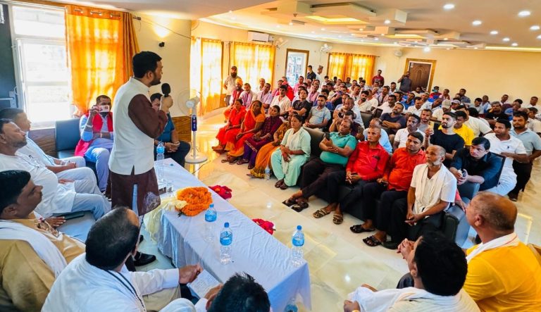 जनप्रतिनिधि जनताको सशक्तीकरण र सेवामा समर्पित हुनुपर्छ : खानेपानी मन्त्री यादव