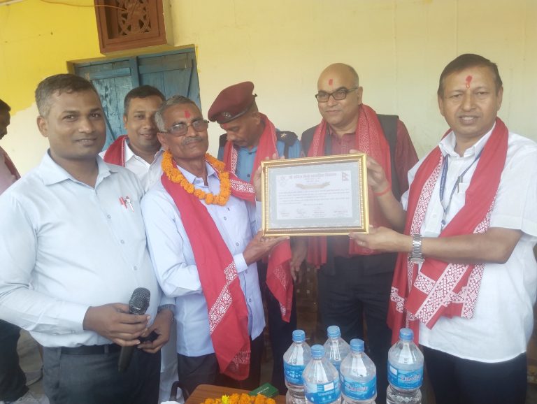 अवकाश प्राप्त शिक्षक अन्सारीकाे बिदाई