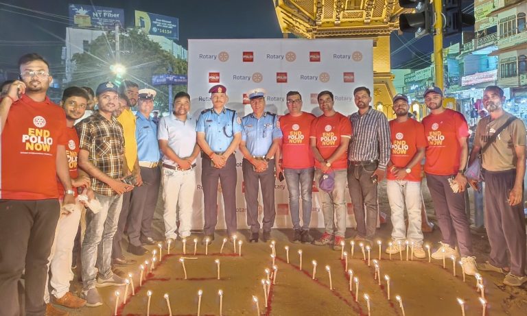 वीरगंजमा विभिन्न कार्यक्रम गरि विश्व पाेलियाे दिवस मनाइयाे
