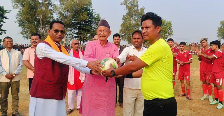 पोखरिया गोल्डकपकाे उपाधि वीरगंज युथ एकेडमीले जित्याे