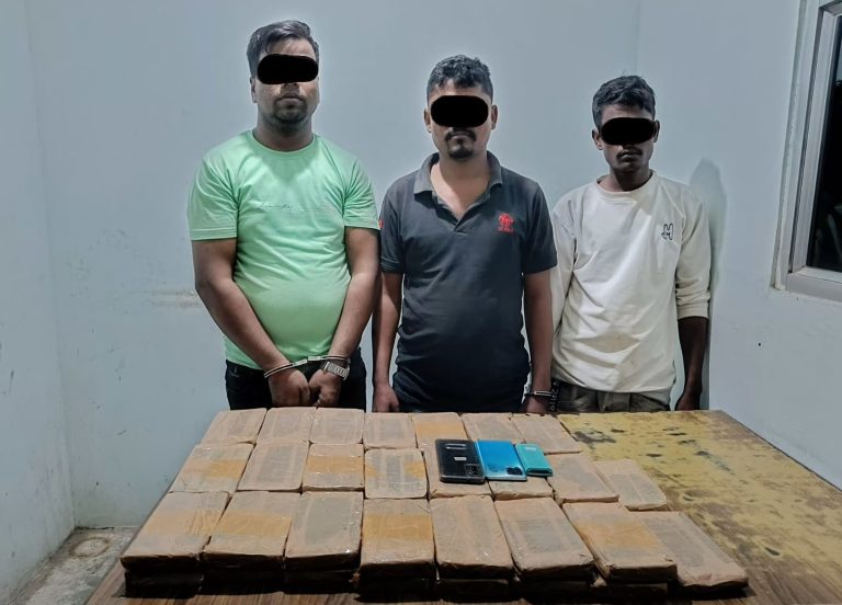 लागु औषध चरेश सहित ३ जना पक्राउ