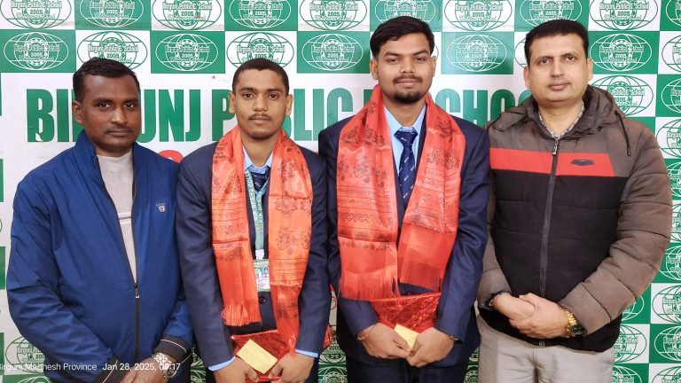 बिपिएस प्लस २ का दुई विद्यार्थीले जिते स्वर्णपदक, कलेजले गर्यो सम्मान