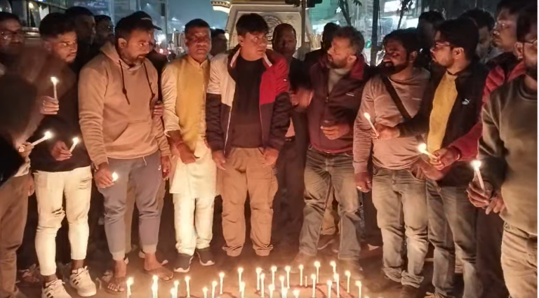 नारायणी अस्पतालकाे मुद्दा सर्वाेच्चले फैसला गरेपछि वीरगंजबासी खुशी, गरे दिपप्रज्वलन