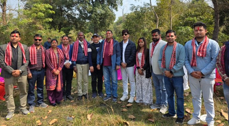 कर्मचारी मिलन केन्द्र पर्साको अध्यक्षमा मल्लिक, उपाध्यक्षमा यादव र सचिवमा पटेल