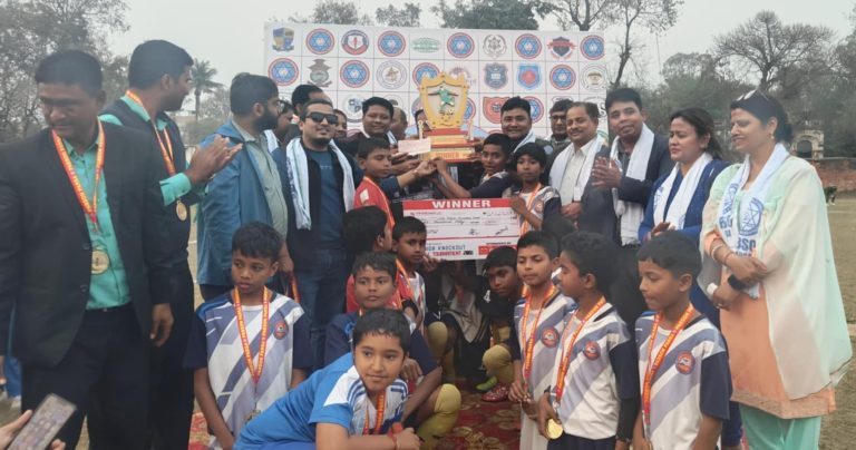 प्याब्सन पर्साको जुनियर फुटबल प्रतियोगिताको उपाधि लिटिल फ्लावरले जित्याे