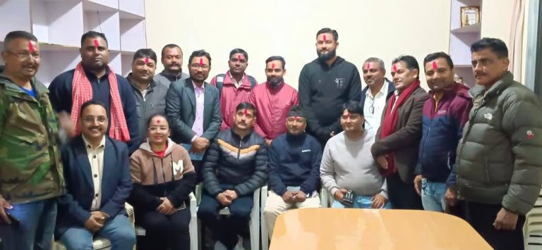 प्रेस चाैतारी पर्साकाे अध्यक्षमा दुबै उम्मेदवारकाे बराबर मत, आधा आधा कार्यकालकाे जिम्मेवारी
