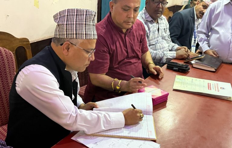 वीरगंजको मुख्य सडक विस्तारका लागि सरकारी कार्यालयहरूको संरचना हटाउने प्रतिवद्धता