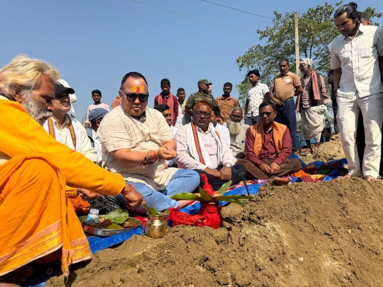 ड्राइपोर्ट बगही जोड्ने सडकमा कल्भर्टकाे शिलान्यास