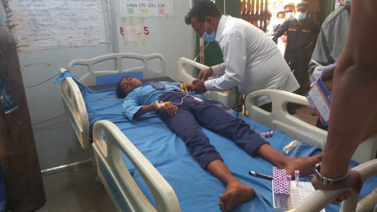 कालिकामाई गाउँपालिकाकाे एक विद्यालयका दुई दर्जन विद्यार्थीहरु अचानक बेहाेस