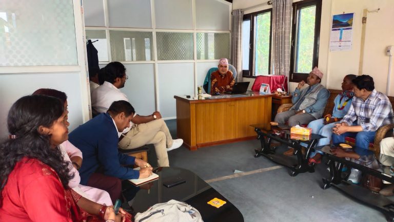 कृषि बधुवा मजदुरहरुको सवालमा भूमि समस्या सामाधान आयोगसंग अन्तरक्रिया