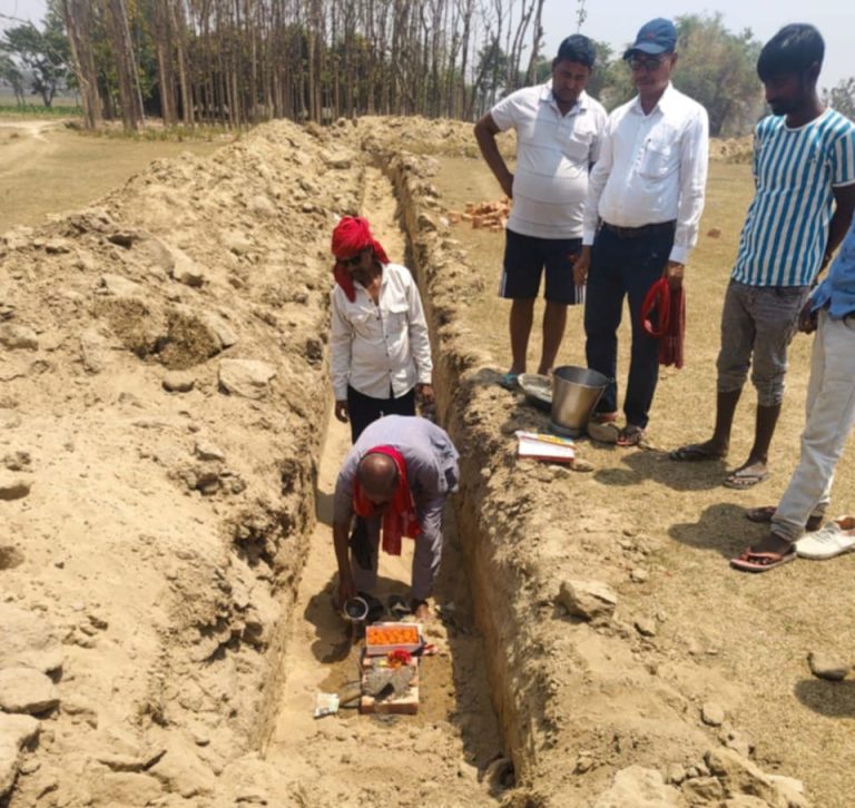 रंगशालाको बाउण्ड्री वाल तथा मेश जाली निर्माणकाे शिलान्यास