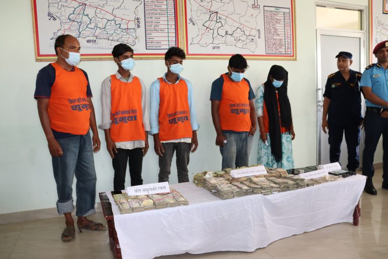 लागूऔषध कारोबारमा संलग्न ५ जना पक्राउ