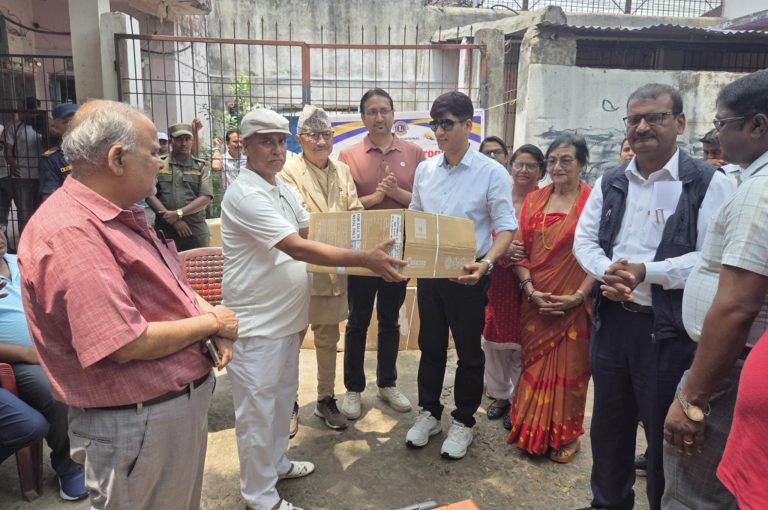 सिडियाे अर्यालयकाे पहलमा बाल सुधार गृहलाई आवश्यक विभिन्न सामग्री उपलब्ध