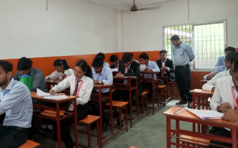 राजर्षि जनक विश्वविद्यालयअन्तर्गत स्नातक तहको परीक्षा, वीरगंजका चार कलेजका विद्यार्थी सहभागी
