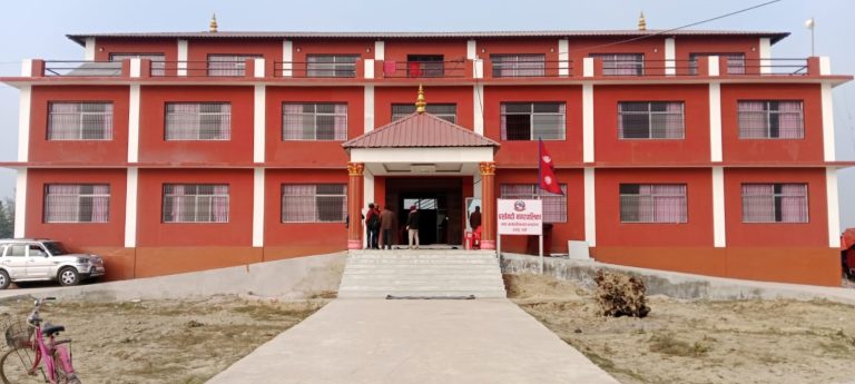 पर्सागढीकाे प्रप्र अधिकृतमा साह र बहुदरमाईमा श्रीवास्तव