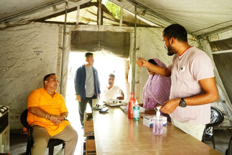 भारतमा कोरोना संक्रमण पुनः तीव्र: वीरगंज नाकामा स्वास्थ्य जाँच कडाइ