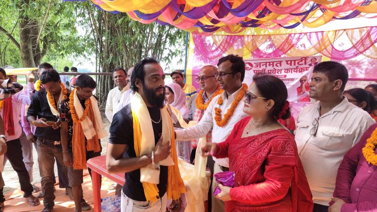 वीरगंज–२७ मा जनमतको पक्षमा लहर, सय युवा गरे प्रवेश