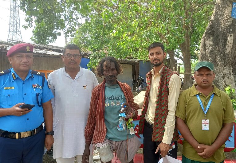 मानवसेवा आश्रम वीरगंजद्वारा मानसिक अवस्था कमजोर व्यक्तिको उद्धार