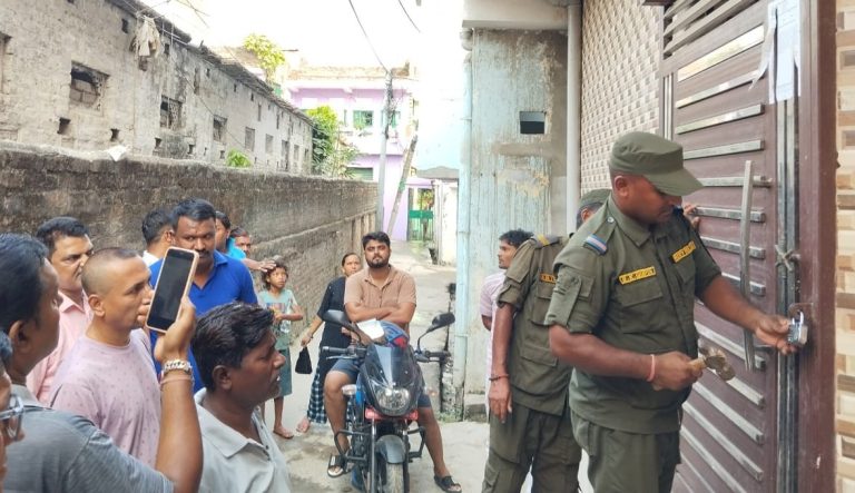 “नारायणी स्पोर्ट्स क्लब कब्जामुक्त, वडाबासीको जिम्मामा सञ्चालन”