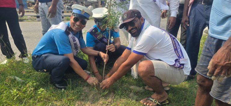 ट्राफिक सप्ताहको पाँचौं दिन वृहत वृक्षारोपण कार्यक्रम सम्पन्न