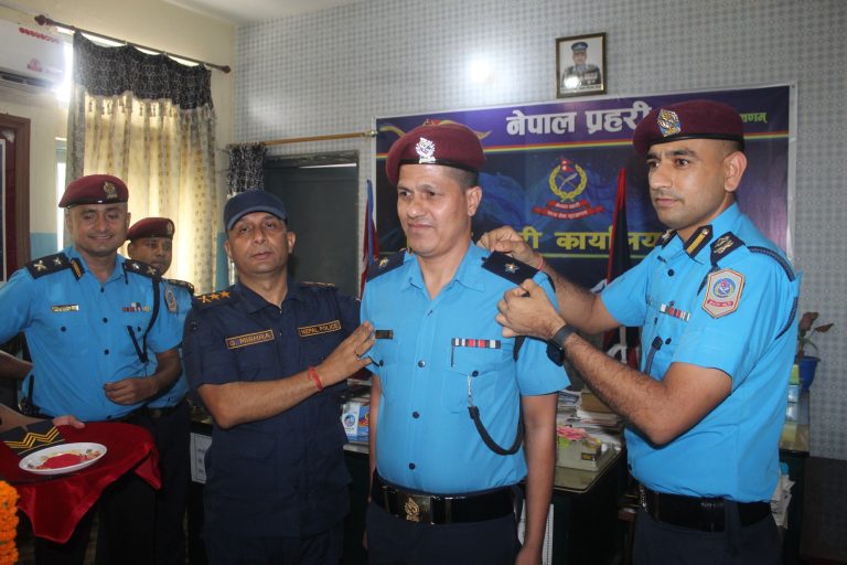 पर्सा प्रहरी कार्यालयमा दर्ज्यानी चिन्ह सु-शोभन कार्यक्रम सम्पन्न