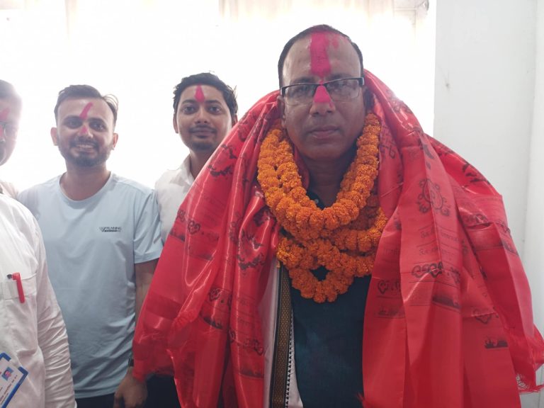 उमेश प्रसाद चौहानले लिए पोखरिया अस्पतालको अध्यक्ष पदको जिम्मेवारी