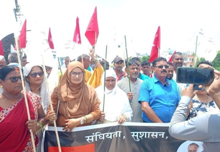 गौर हत्याकाण्डकाे परमादेशपछि जसपा आन्दोलित, वीरगंजमा विरोध प्रदर्शन