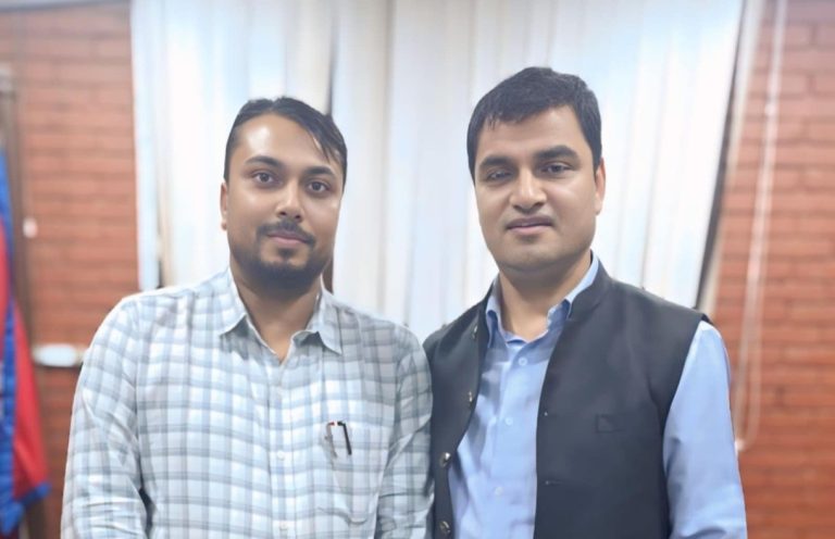 बलराका मेयर र स्वास्थ्य मन्त्रीबीच नगर अस्पताल स्तरोन्नति सम्बन्धी छलफल