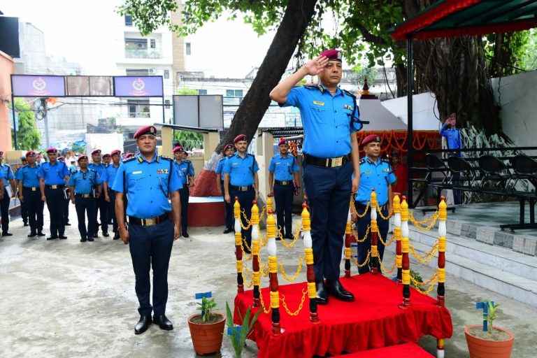 एआईजी केशरीद्वारा वीरगंजस्थित प्रहरी कार्यालयकाे अनुगमन