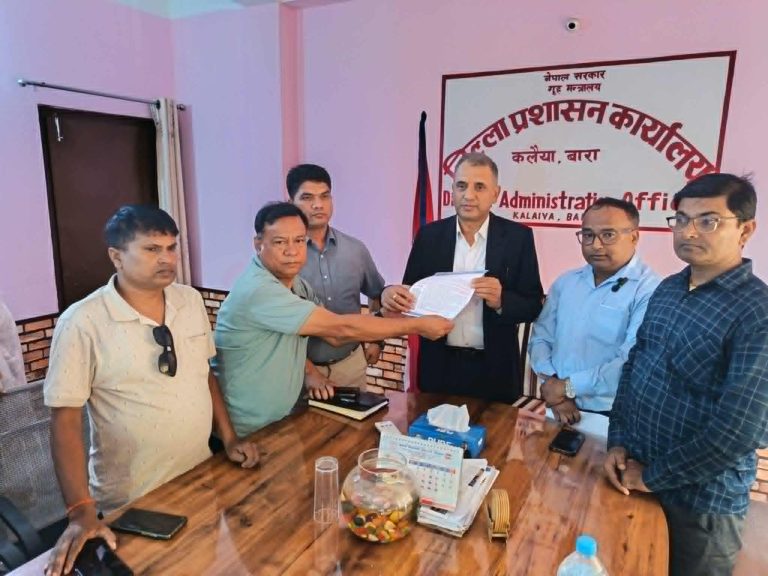 बाराका प्रहरी प्रमुख तामाङको कार्यशैलीप्रति पत्रकार महासंघको आपत्ति, प्रधानमन्त्री कार्यालयमा गुहार